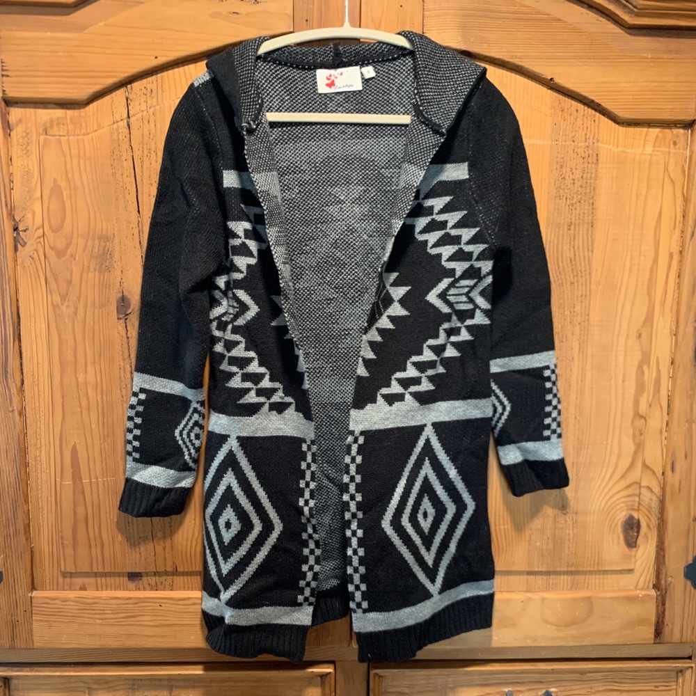 8 Rod Butterflies Long Cardigan